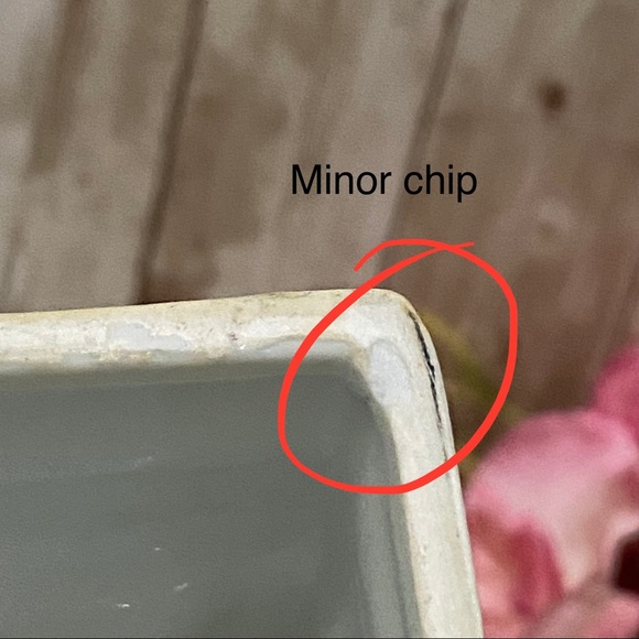 Vintage Victorian Porcelain Footed Jewelry Trinket Box - Picture 12 of 12